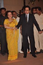 Dilip Kumar, Saira Banu at the Honey Bhagnani wedding reception on 28th Feb 2012 (76).JPG